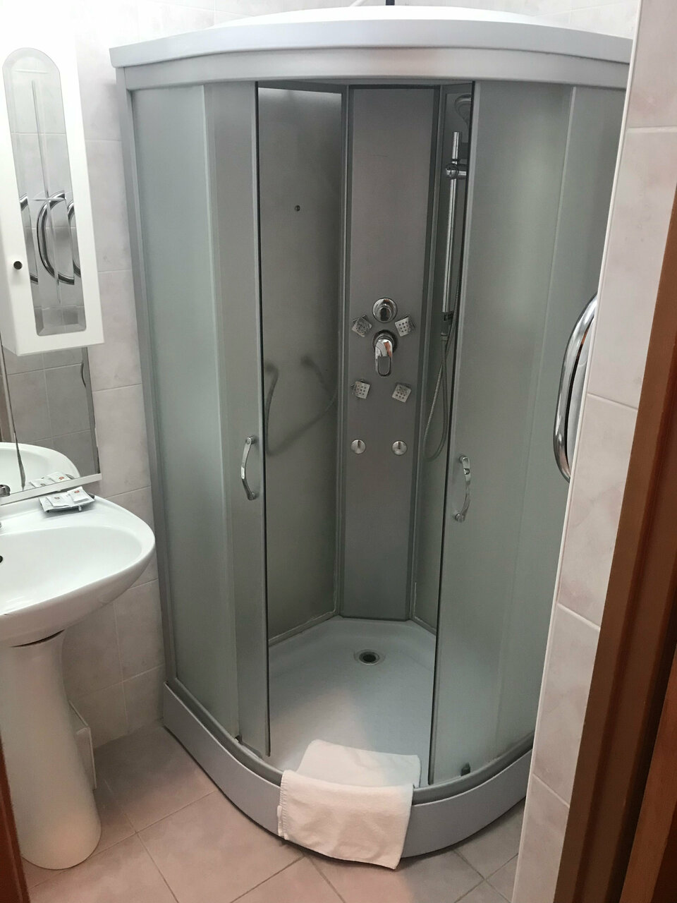 Гостиница Лидер Старый Оскол-160